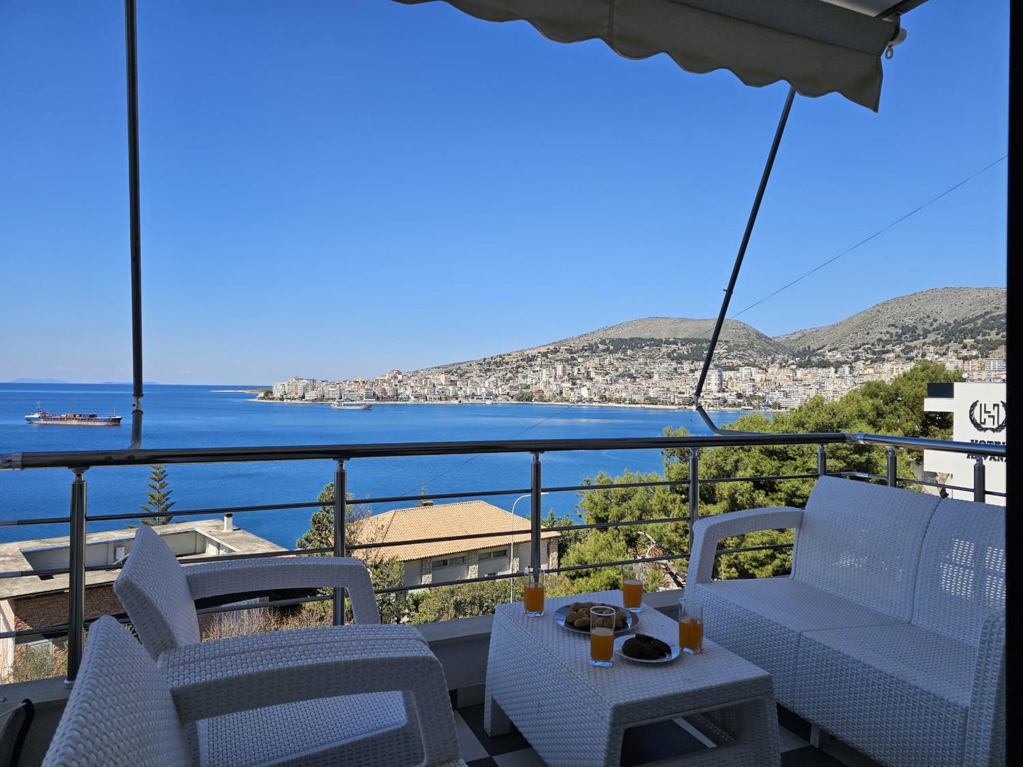 Ferienwohnung Sunset Tarraces Sarandë Exterior foto